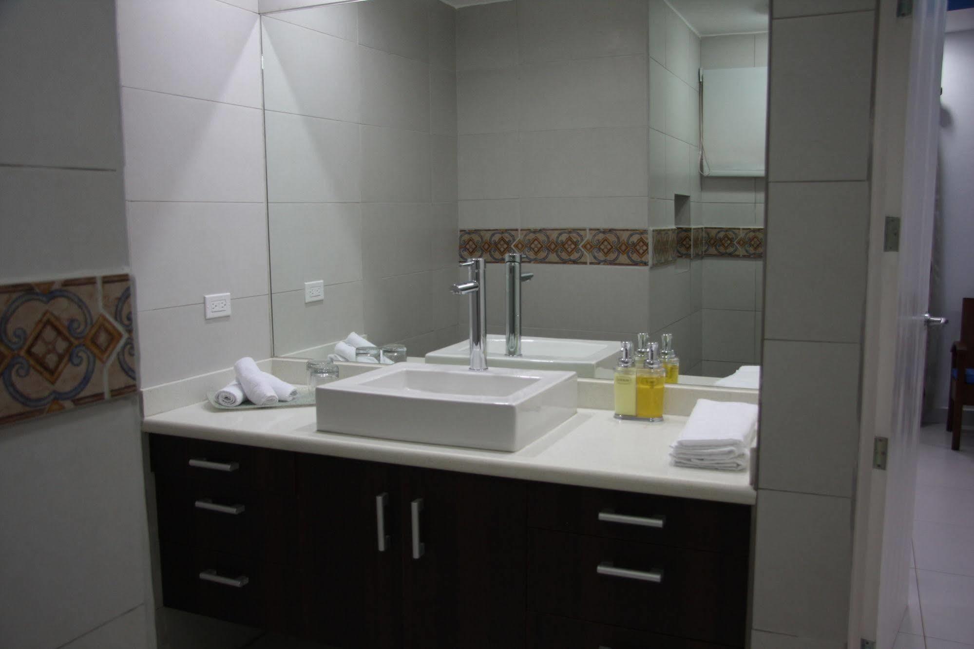 El Mirador Suites Managua Eksteriør billede